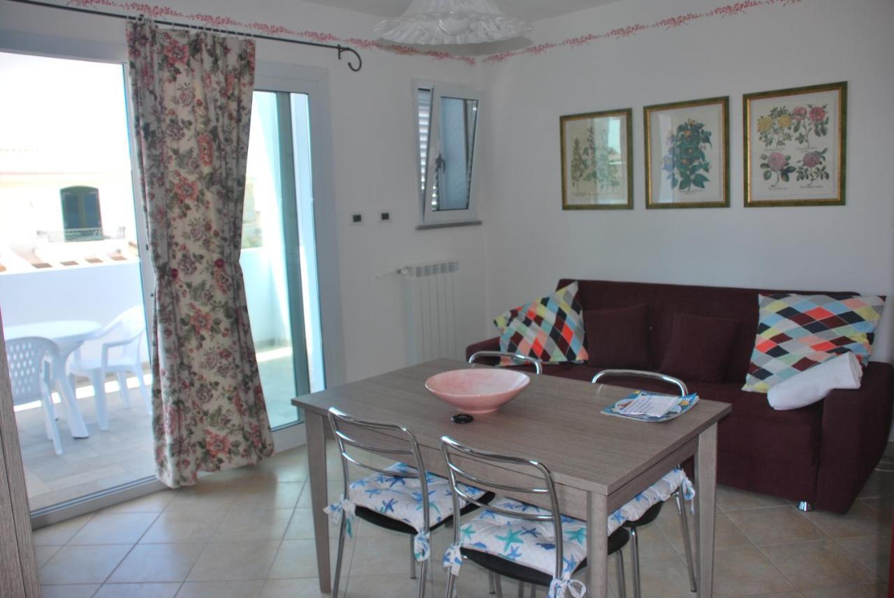 La Casa Dei Sogni Villa Portoscuso Exterior foto